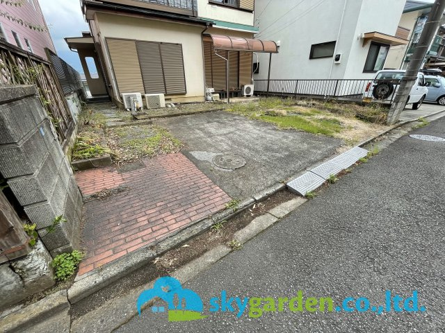 秦野市千村1丁目　売地の駐車場