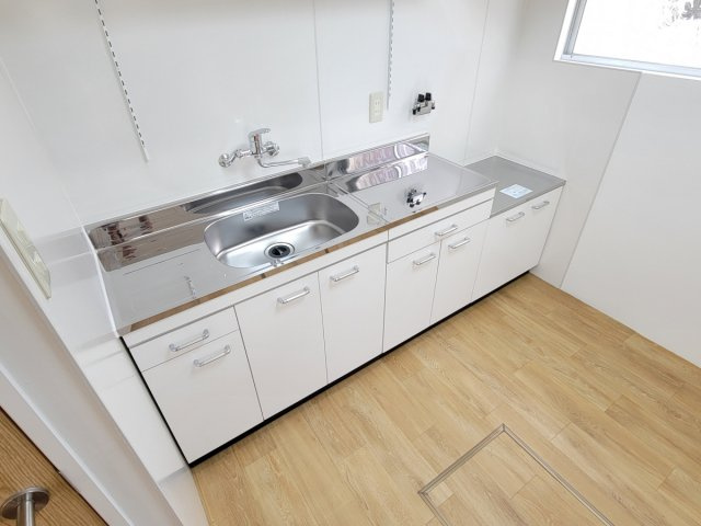 朝霧南町4丁目戸建のキッチン