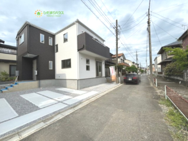 桶川市下日出谷　2期　新築一戸建て　ケイアイフィット　01の前面道路含む現地写真|南道路につき日当たり良好です☆彡