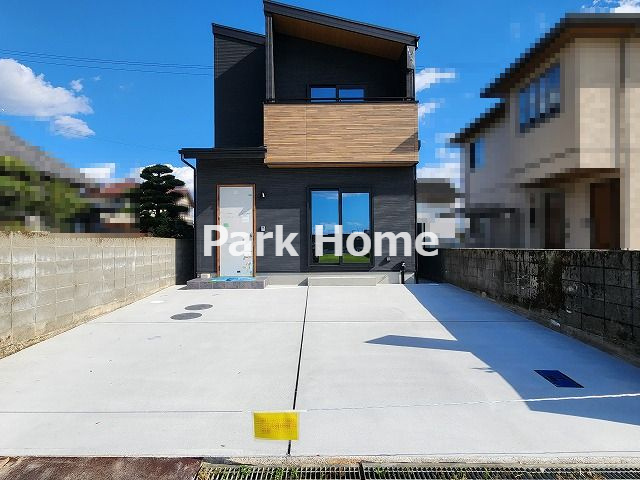 南国市田村　戸建ての駐車場