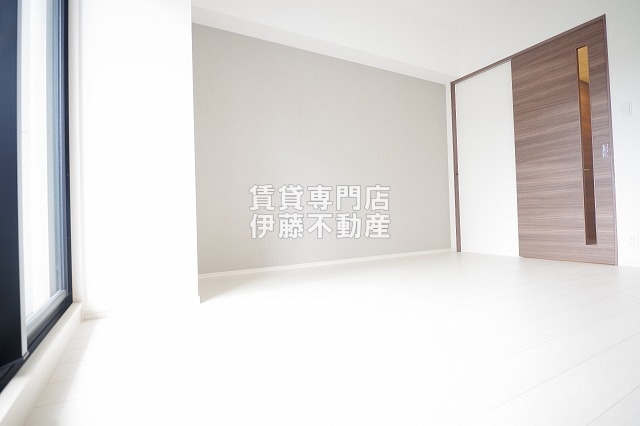 S-RESIDENCE平安通の洋室