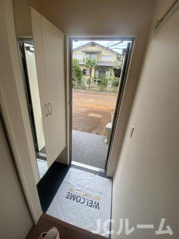 セーフハウスの玄関|靴がたくさん入るシューズボックスです！