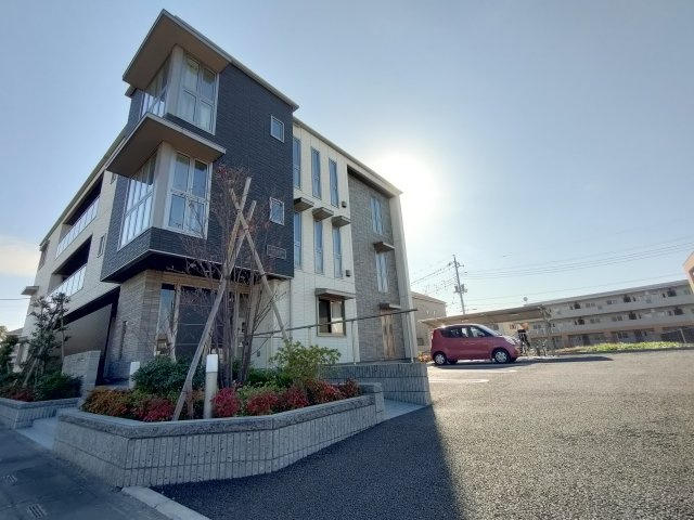 プレーヌガーデンズの外観|外観もきれいです
