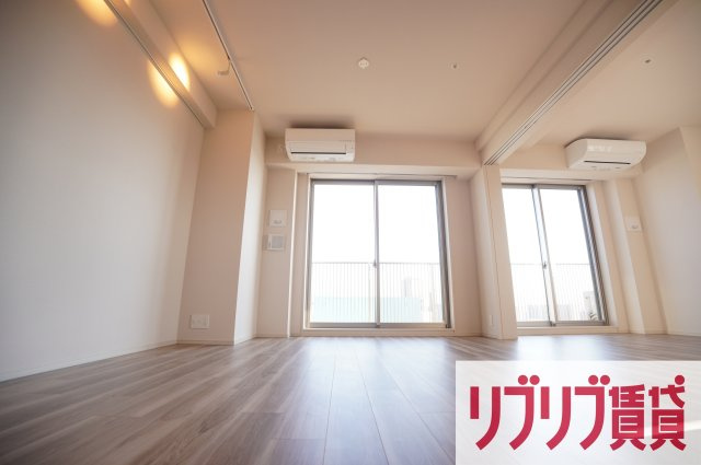 プライムメゾン千葉新町の居間・リビング