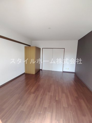 【寝室】 | ア・ラ・モード18 | 別部屋写真です。