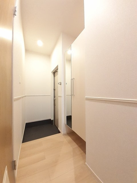 グリシーヌの玄関