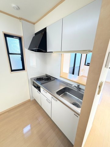 アムールアムールのキッチン|※別部屋のイメージ写真です。