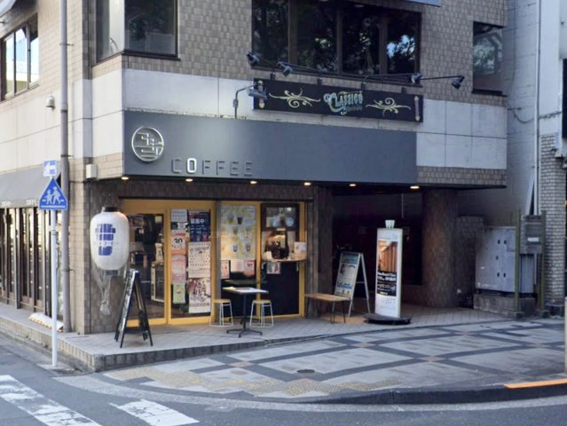 長嶋ビルのエントランス