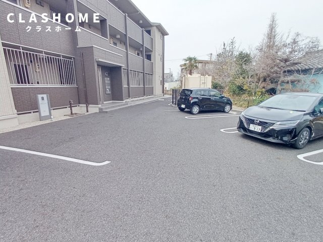 グラシューズ　　刈谷市近郊の賃貸ならクラスホーム刈谷店の駐車場