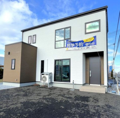 上北郡おいらせ町緑ヶ丘１丁目50（A）の外観