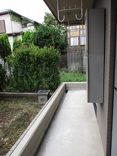 ヴェルデュール大倉山のバルコニー