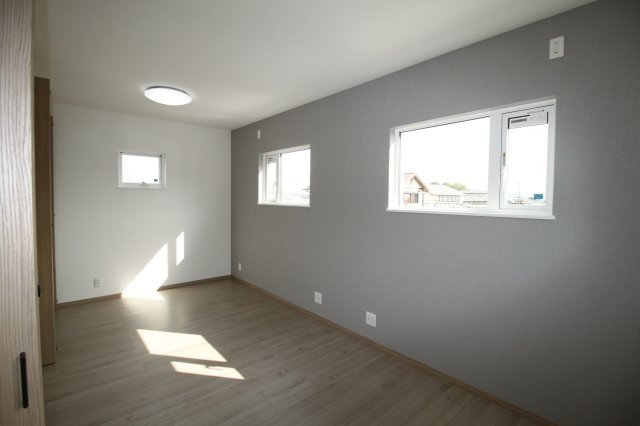 南国市田村乙　新築戸建の洋室|2Ｆ　東の部屋　4.5帖　4.5帖