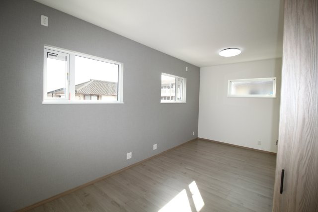 南国市田村乙　新築戸建の洋室|2Ｆ　東の部屋　4.5帖　4.5帖