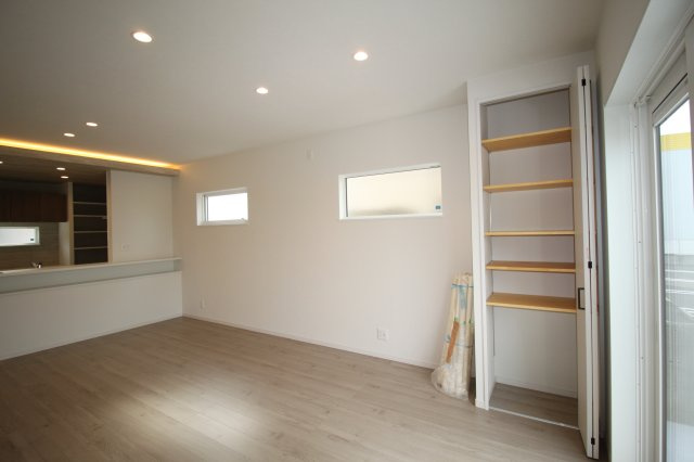 南国市田村乙　新築戸建の収納|ＬＤＫ　17.75帖