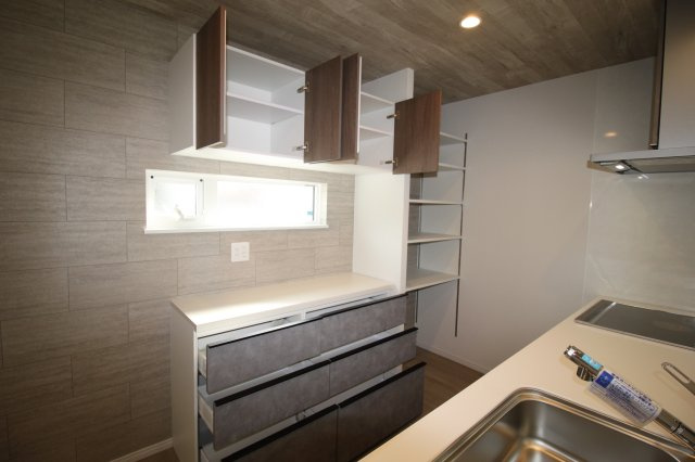 南国市田村乙　新築戸建の収納|カップボード