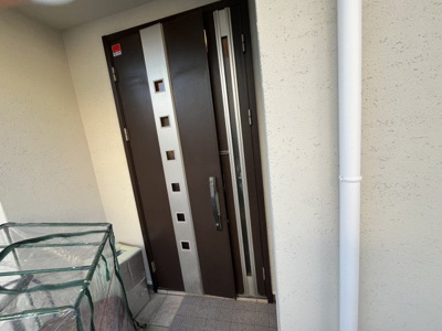 【エントランス】 | フォレストリバー | 玄関です