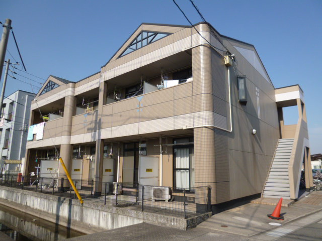 倉敷市茶屋町のアパートの外観