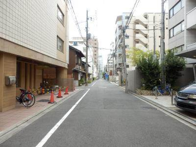 ボックス七条の周辺|前面道路