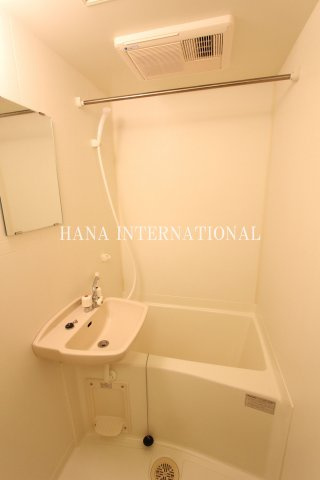 レオパレス大和田の浴室