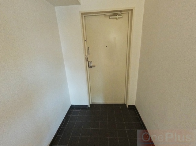 御影クラリティフラットの玄関