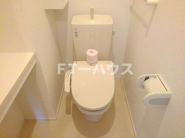ネオ・クワットロのトイレ|トイレ