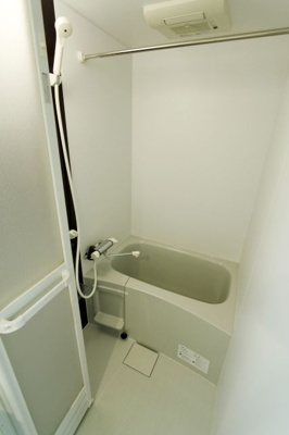 【浴室】 | フェリオ福岡井尻 | 別号室の写真になります。現況優先。