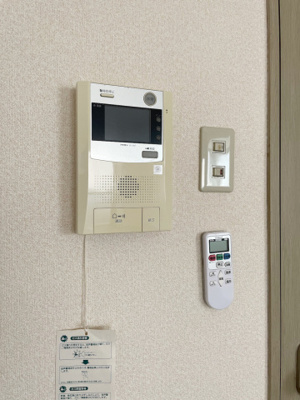 【セキュリティ】 | グランピアマンション西新 | 別号室の写真になります。現況優先。