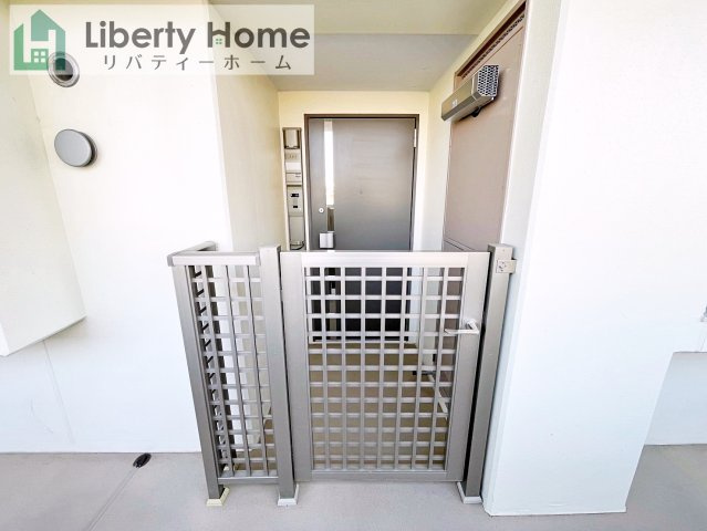 マ・トール土浦スカイマークレジデンス　の玄関