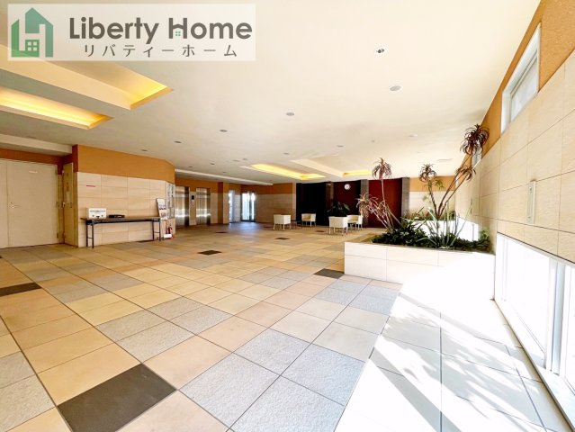 マ・トール土浦スカイマークレジデンス　のエントランス