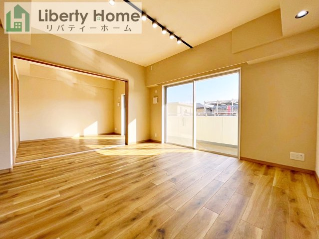 マ・トール土浦スカイマークレジデンス　の居間・リビング