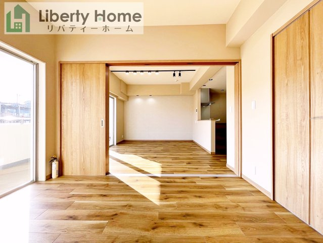 マ・トール土浦スカイマークレジデンス　の居間・リビング