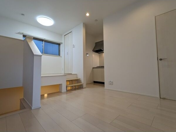 ハーモニーテラス山田西町の居間・リビング