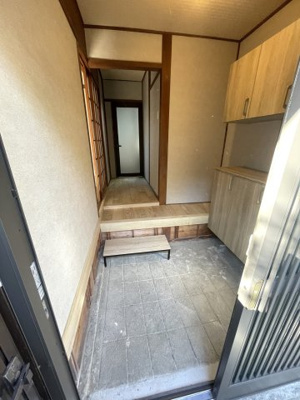 【玄関】 | 市場戸建