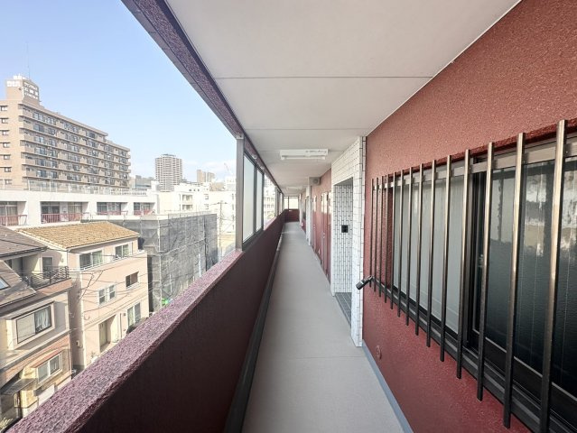 五橋マンションのその他共用部分|住戸階廊下