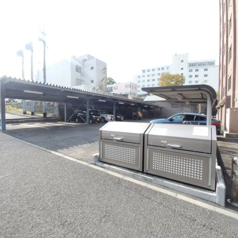 ベルシー室蘭の駐車場