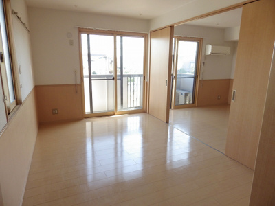 【居間・リビング】 | アメニティ志木(Ｄ-ＲＯＯＭ)