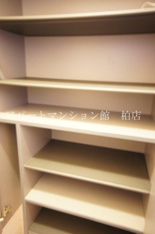 エクセレントヒルⅡ棟の玄関