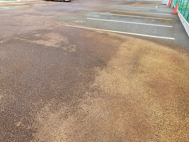 アーバンハイツ仲田の駐車場