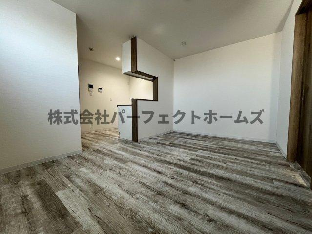 LYCKAの居間・リビング|居間です