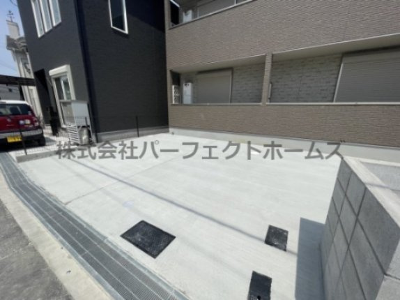 LYCKA　リュッカの駐車場
