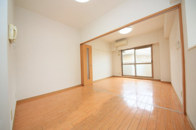 オーク高横須賀の内装