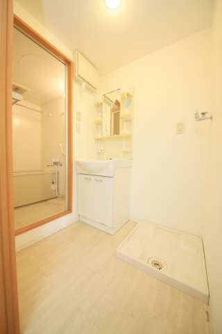 オーク高横須賀の洗面所