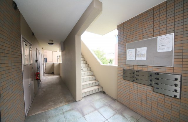 オーク高横須賀のロビー