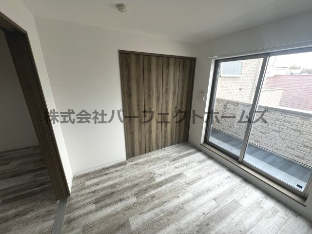 LYCKAの居間・リビング|こちらの居間で趣味の時間をお楽しみください