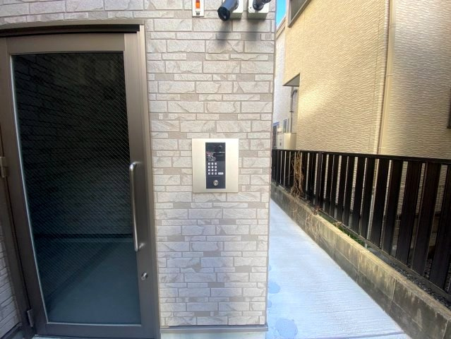 LYCKAのエントランス|オートロック！