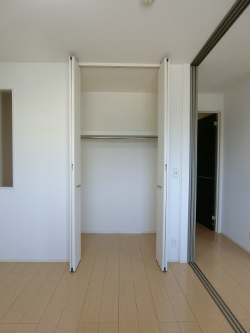 アロームA棟の収納