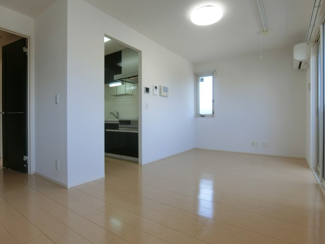 アロームA棟の居間・リビング