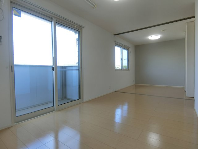 アロームA棟の居間・リビング