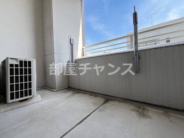 ラムセス大須のバルコニー