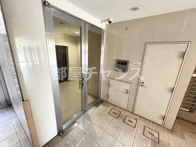 ラムセス大須のエントランス